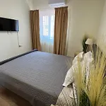 招待所 Valentino's 3*