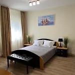 Valentino's 3* 康斯坦察