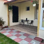 Valentino's 招待所 3*