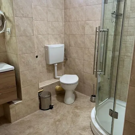 Valentino's ゲストハウス 3*