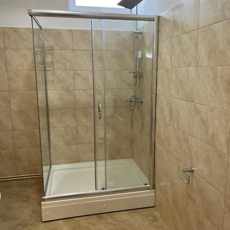 Valentino's ゲストハウス 3*