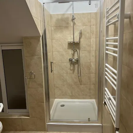 Valentino's Guest house 3*